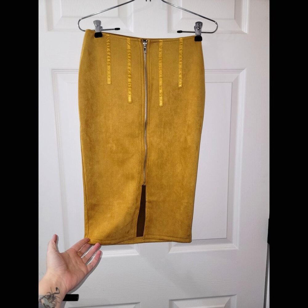 HYFVE Mustard Pencil Skirt NWOT Small